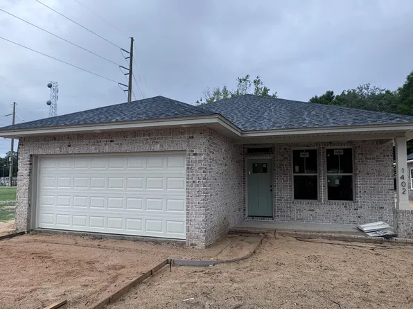 1402 Hickory St, Niceville, FL 32578