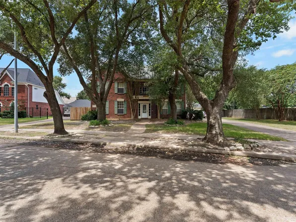 5819 Eldridge Glen Dr, Houston, TX 77041