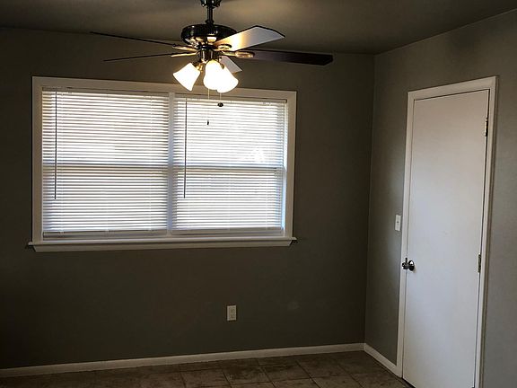 3rd image of 2125 Henderson Dr