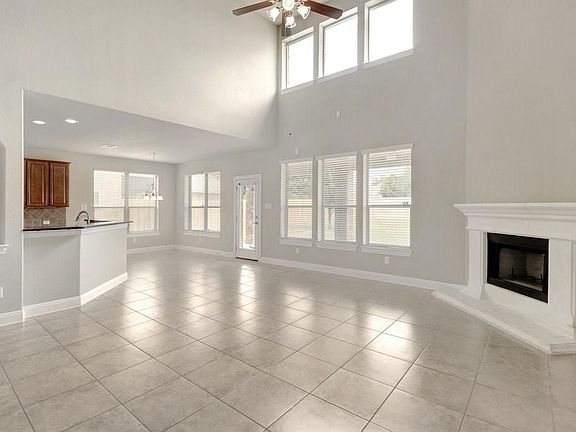 5th image of 20200 Grand Banks Ln