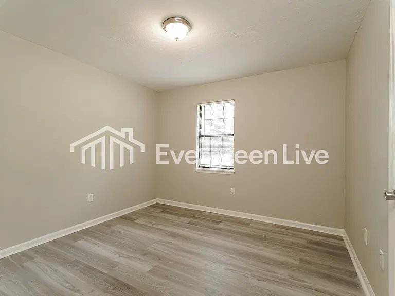 3507 Edmonton St — Photo 13