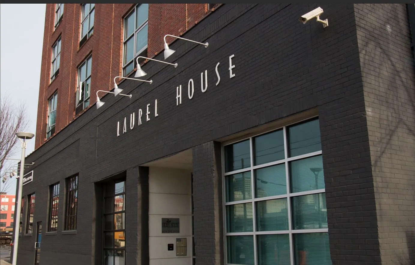 z-012226-Laurel House Lofts — Photo 1