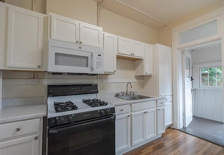 1207 N Clayton St #5 — Photo 7