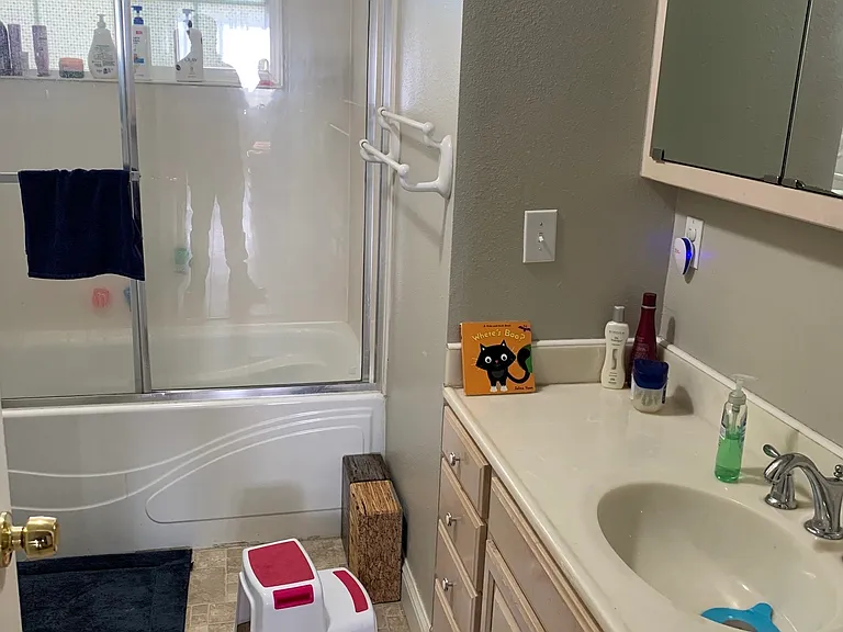 3190 Meadowbrook Dr — Photo 6