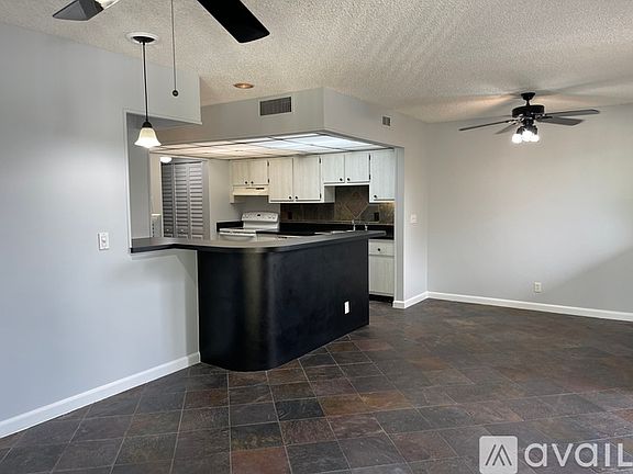 3rd image of 1850 Fairview Villas Dr APT 3