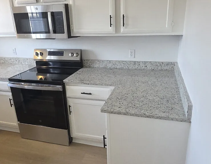 235 Vista Way — Photo 4