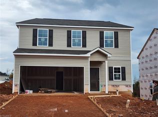 617 Mallards Down Ln, Kernersville, NC 27284