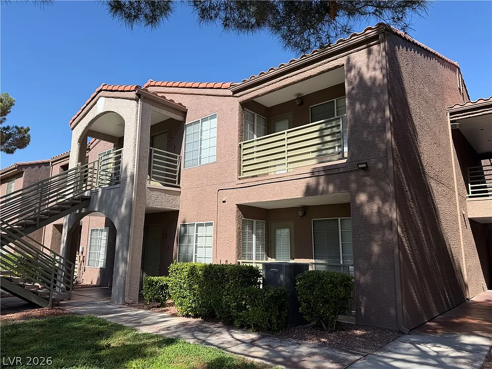 2130 Sealion Dr #103