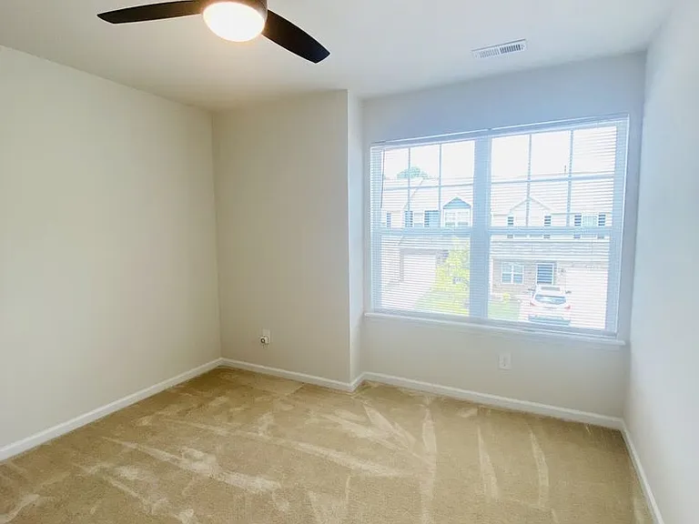 9213 Grand Valley Dr — Photo 13