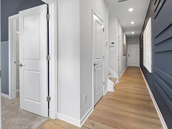 Walk-in hallway