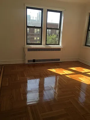 Rented by Lang Realty LLC | media 9