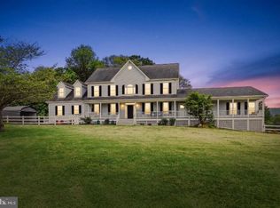 38433 Millstone Dr, Purcellville, VA 20132