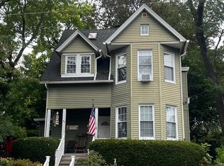 49 E Passaic Ave, Rutherford, NJ 07070