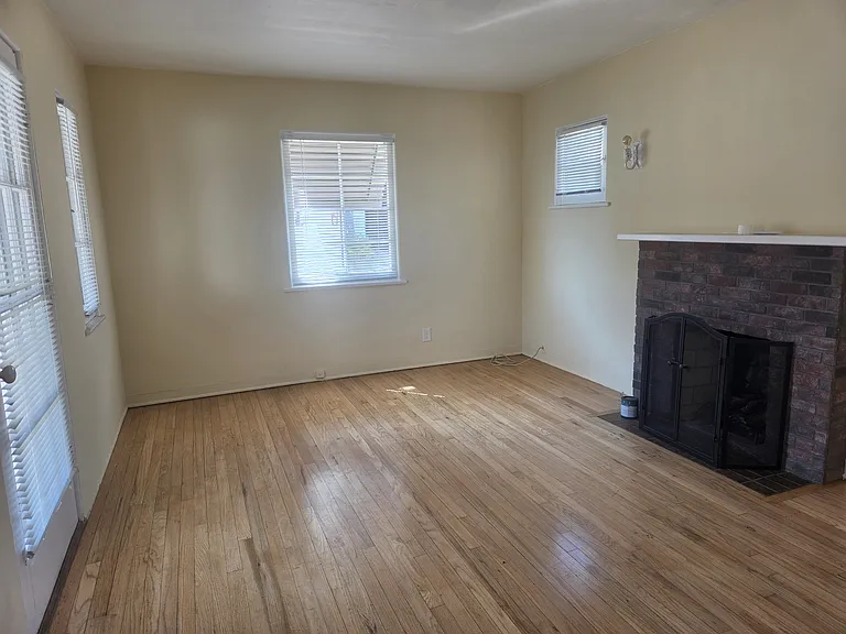 845 E Calaveras St #845 — Photo 4