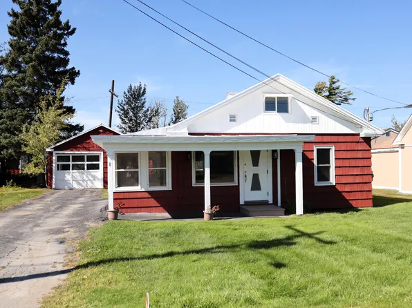 8 Coburn Avenue E, Jackman, ME 04945