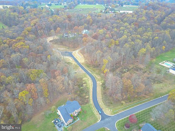 5th image of 1705 Moonriver Ct
