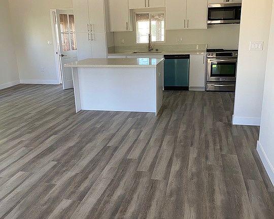 4th image of 1260 W Avenue L12