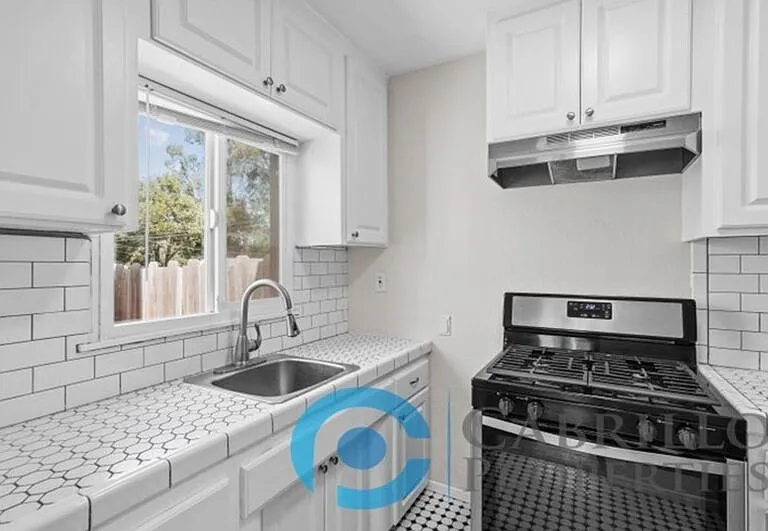 3012 Quince St — Photo 12