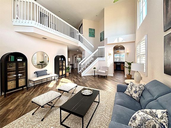 5th image of 2128 Country Golf Drive