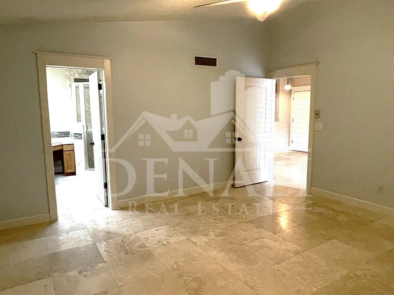 18640 N 44th Pl — Photo 9