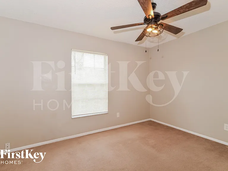 660 Flagler Dr — Photo 8