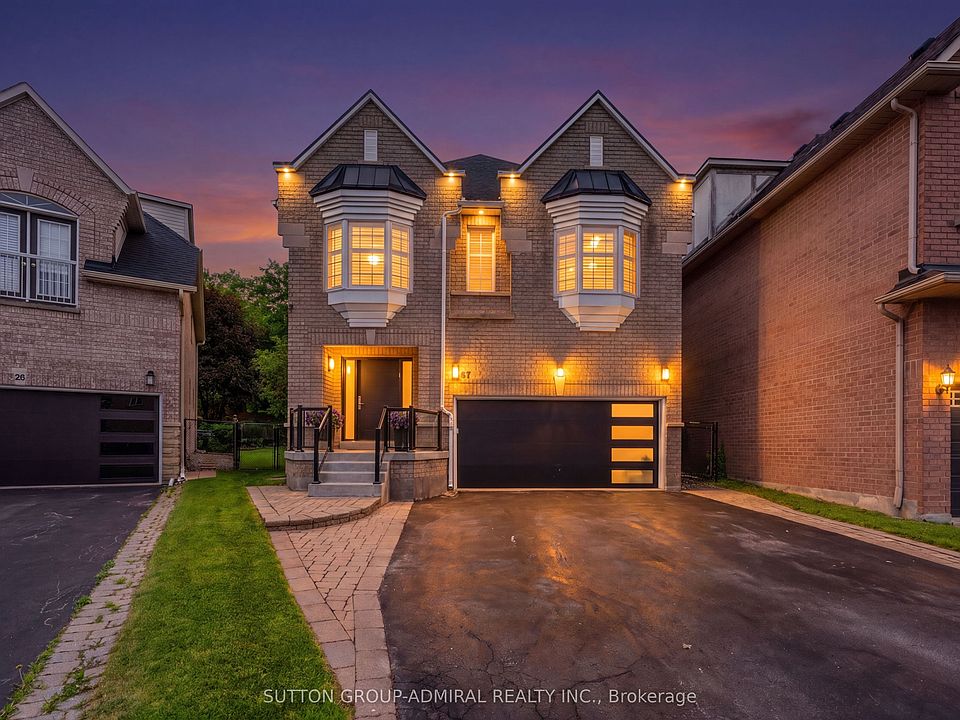 1st image of 57 Bentwood Cres