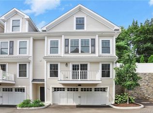 115 Colonial Rd #52, Stamford, CT 06906