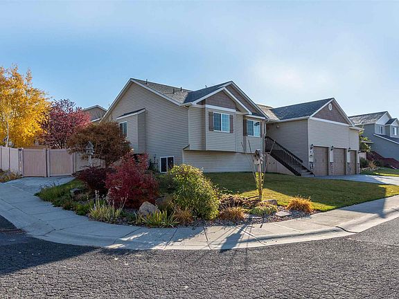 2nd image of 1026 N Olson Hill Ct