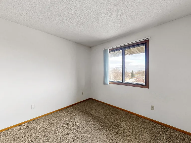 Washington Manor — Photo 33