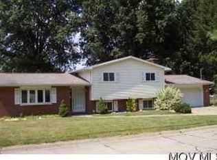 17th Ave, Vienna, WV 26105