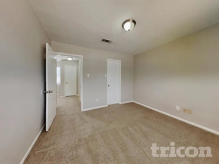 22731 River Birch Dr — Photo 12