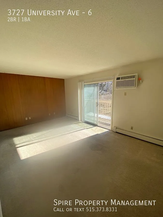 Lovely 2 bed/1 bath unit with a patio just minutes from Drake! — Photo 4