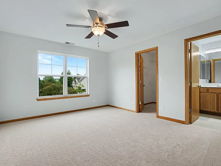 937 Emerald Dr — Photo 10