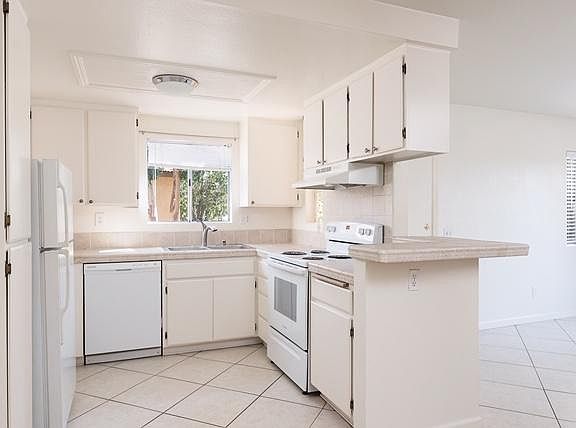 5th image of 217 Woodland Pkwy #244