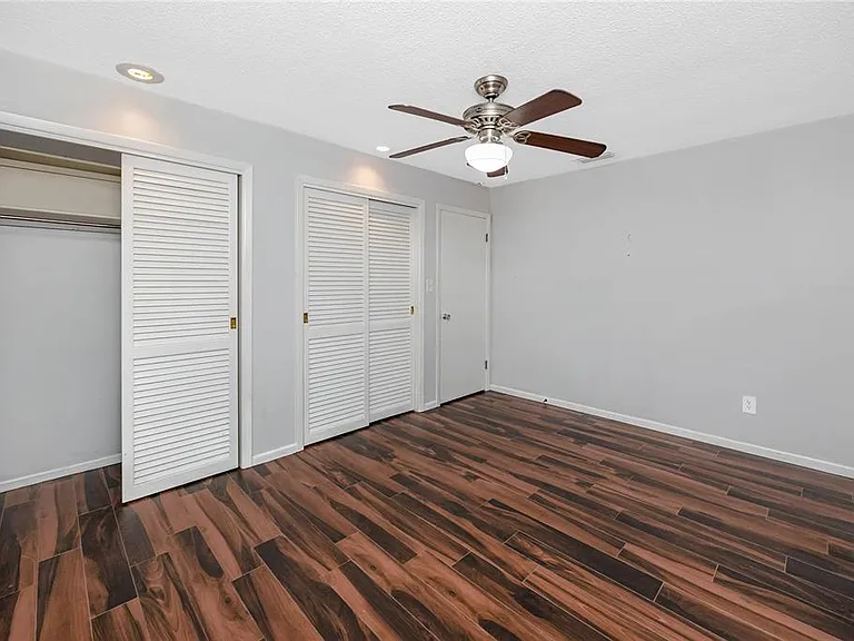 2260 Harn Blvd — Photo 22