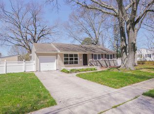 47 Dogwood Dr, Somers Point, NJ 08244