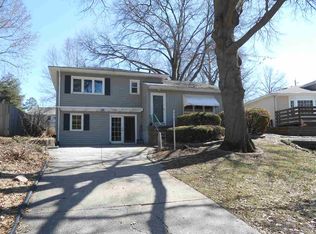 1305 Elmore Ave, Bettendorf, IA