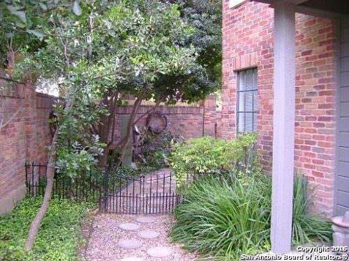 1st image of 3 Chapel Hill Cir