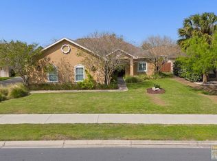 4 Whooping Crane Dr S, Pt Isabel, TX 78578