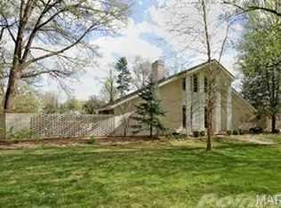 14 Old Westbury Ln, Saint Louis, MO
