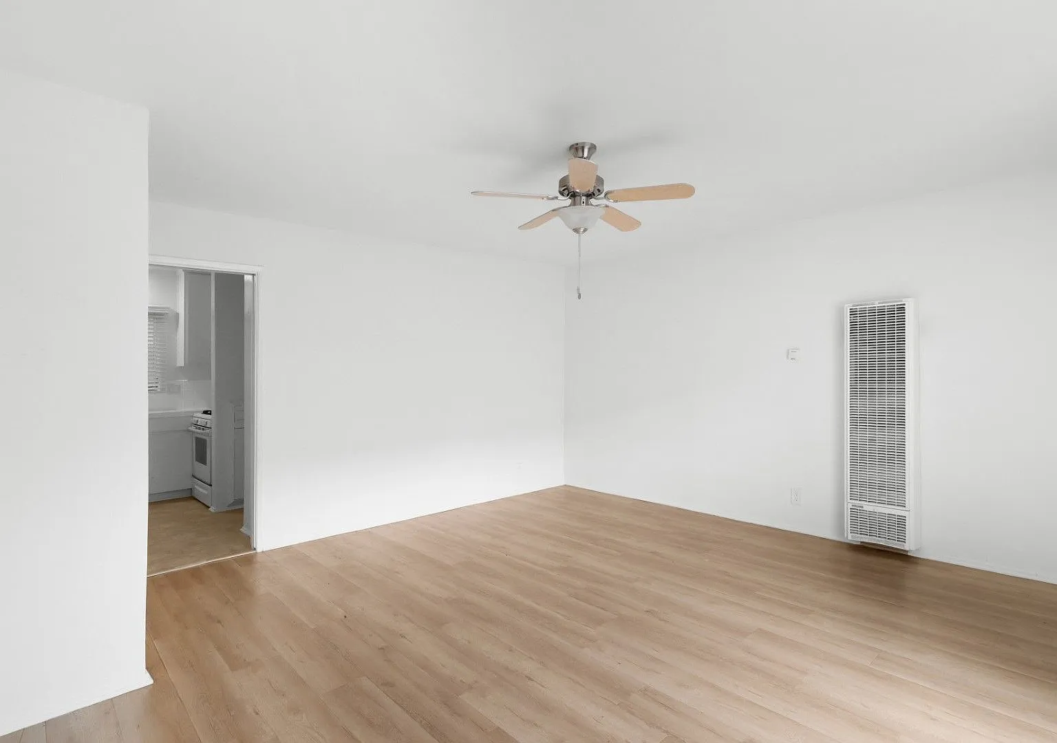 1642 Westgate Ave — Photo 4