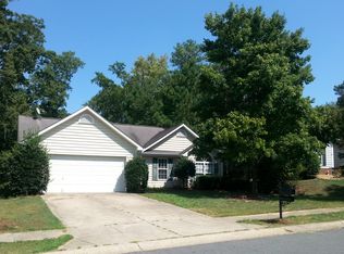 7333 Starvalley Dr, Charlotte, NC 28210