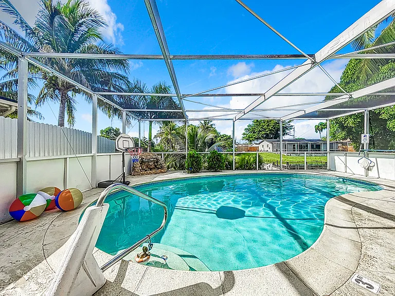 6512 Arbor Dr — Photo 14