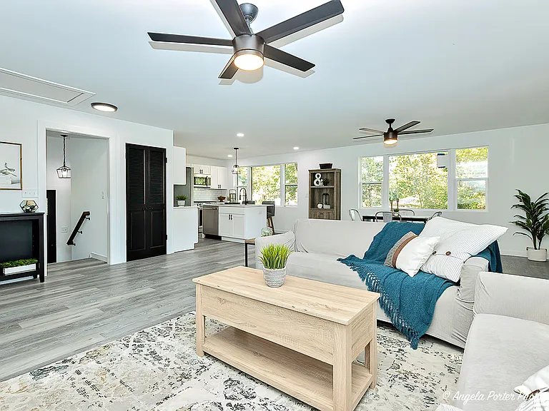 23576 N Overhill Dr — Photo 7