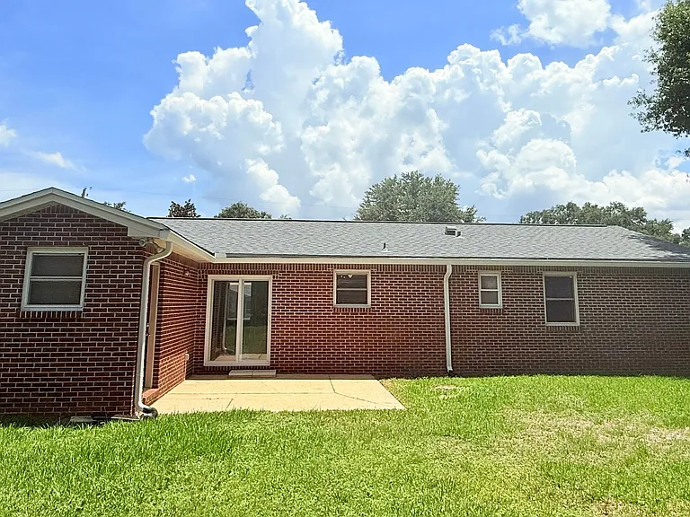 4904 Andrea Ln — Photo 12