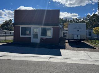 502 W State St, Rawlins, WY 82301