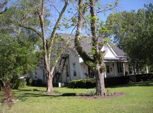 283 Peachtree St, Camilla, GA 31730