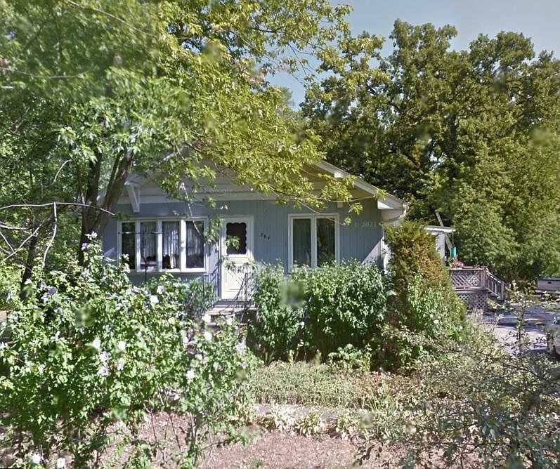 1st image of 364 E Lakeview Ave