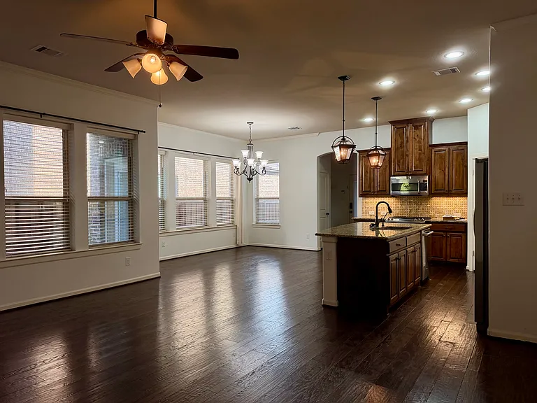 1014 Lone Ivory Trl — Photo 29