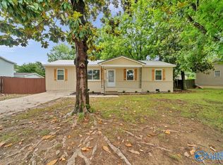 315 Bobwhite Dr SW, Decatur, AL 35601